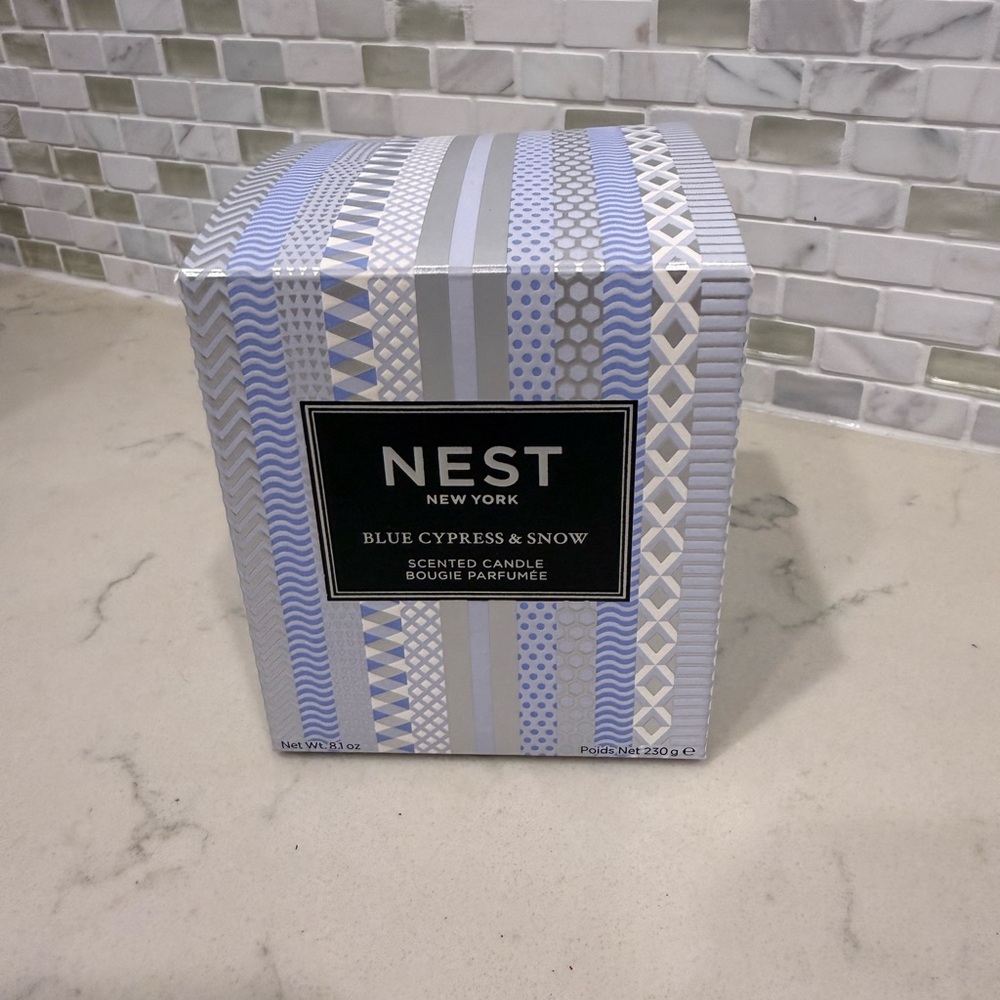NEST Fragrances Blue and Gray Candle